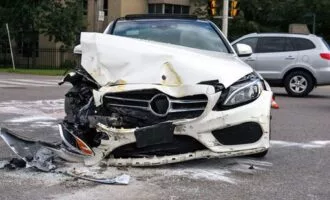 خرید بیمه بدنه برای خودروهای لوکس