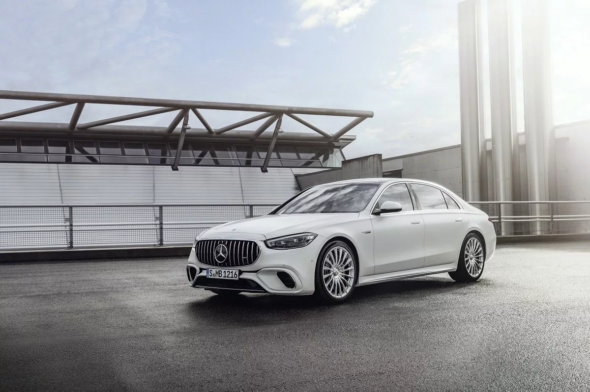 مرسدس AMG S 63 E پرفورمنس