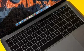 کیبورد پروانه‌ای اپل