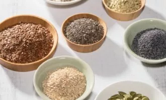 هفت دانه خوراکی مغذی