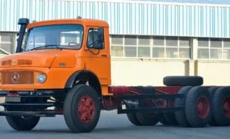 بنز واگن هود یا کامیون کله‌نارنجی معروف