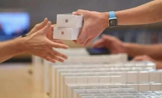 بازار موبایل