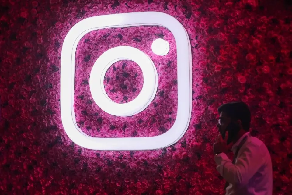instagram
