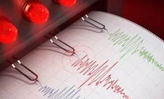 هوش مصنوعی پیش بینی زلزله