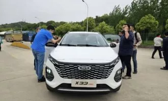 قیمت ام وی ام X33‌ کراس