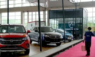 نمایشگاه خودرو تهران 1402