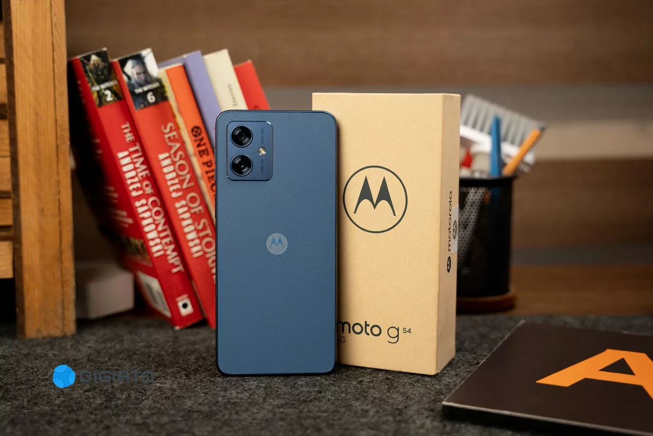 بررسی موتورولا Moto G54