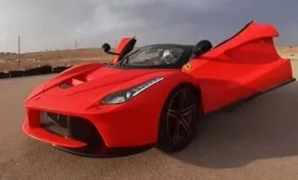 لافراری اپرتا دست‌ساز