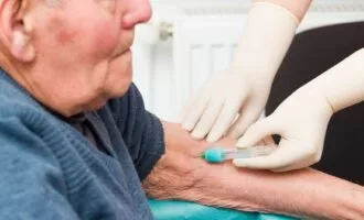 تفاوت خون افراد با طول عمر بالا