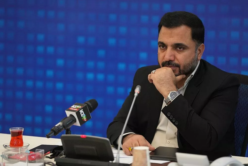 وزیر ارتباطات