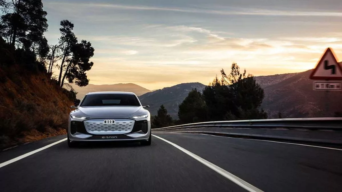 آئودی RS6 E-Tron