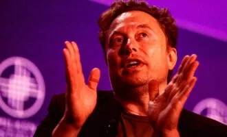 ایلان ماسک و تسلا