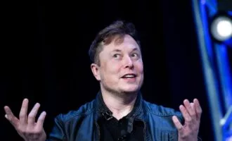 ایلان ماسک و تسلا