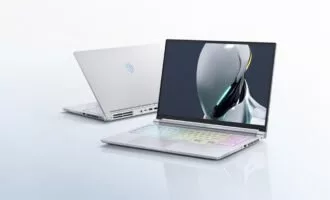 لپ‌تاپ رد مجیک تایتان ۱۶ پرو