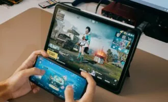 تفاوت گوشی با تبلت چیست؟