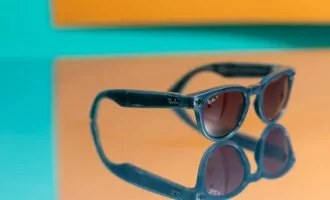 عینک واقعیت ترکیبی متا