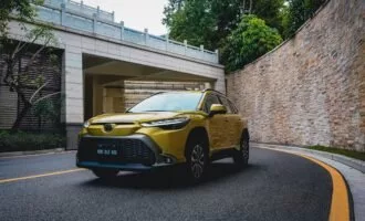 تویوتا فرانت لندر