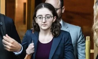 محکوم‌شدن مشاور ارشد سم بنکمن-فرید