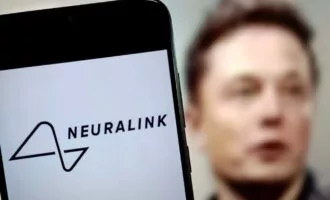 نورالینک ایلان ماسک