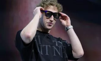 تی‌شرت‌های مارک زاکربرگ