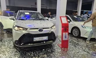 سقوط قیمت خودروهای وارداتی