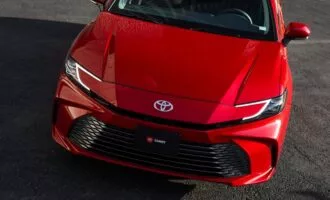 تویوتا کمری