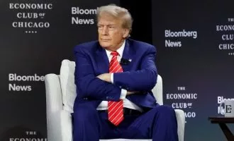 نظرات دونالد ترامپ درباره گوگل