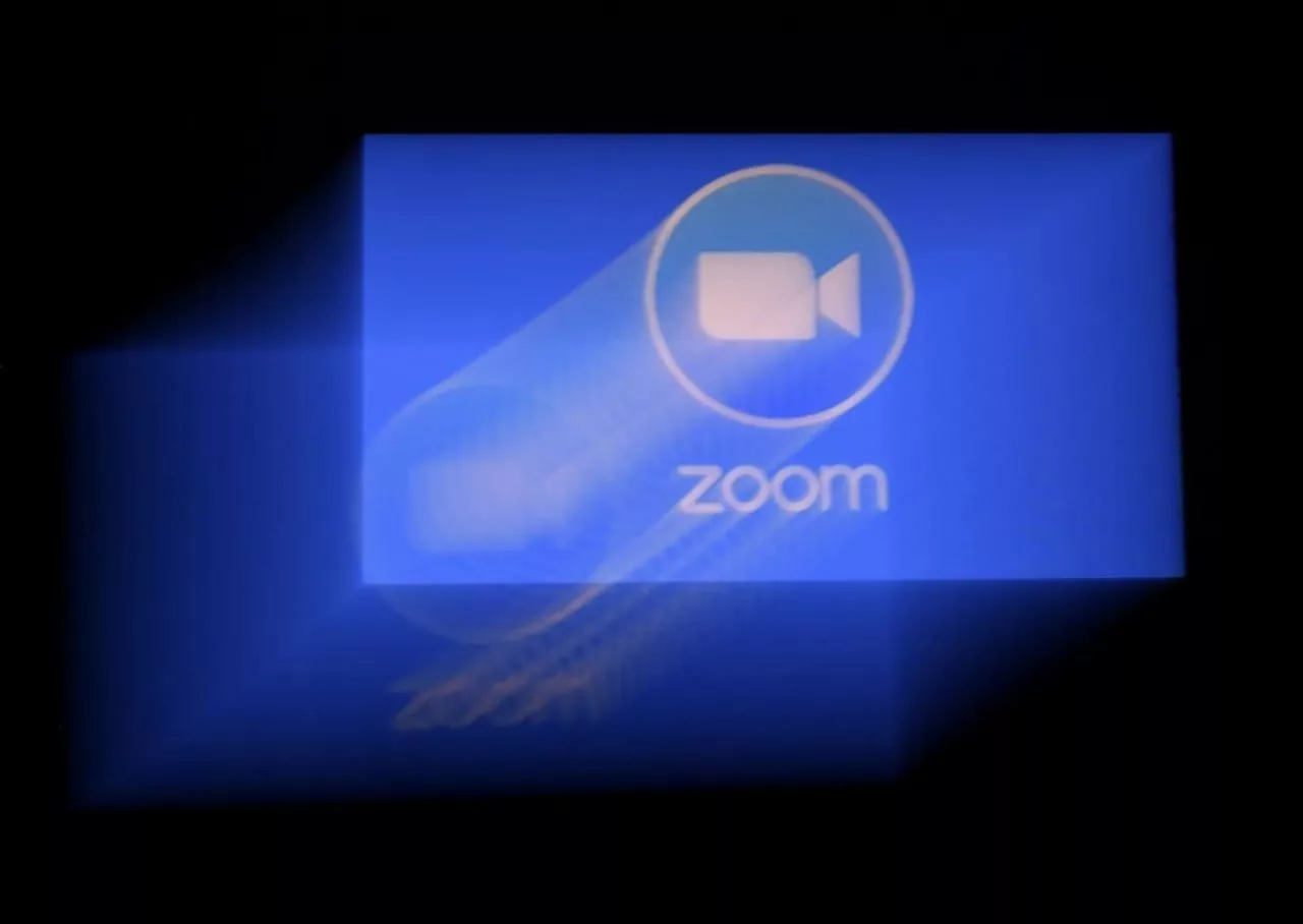 زوم