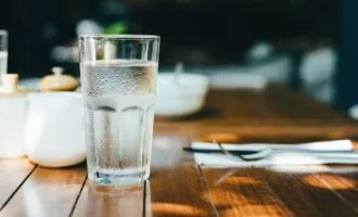 مزایای نوشیدن آب