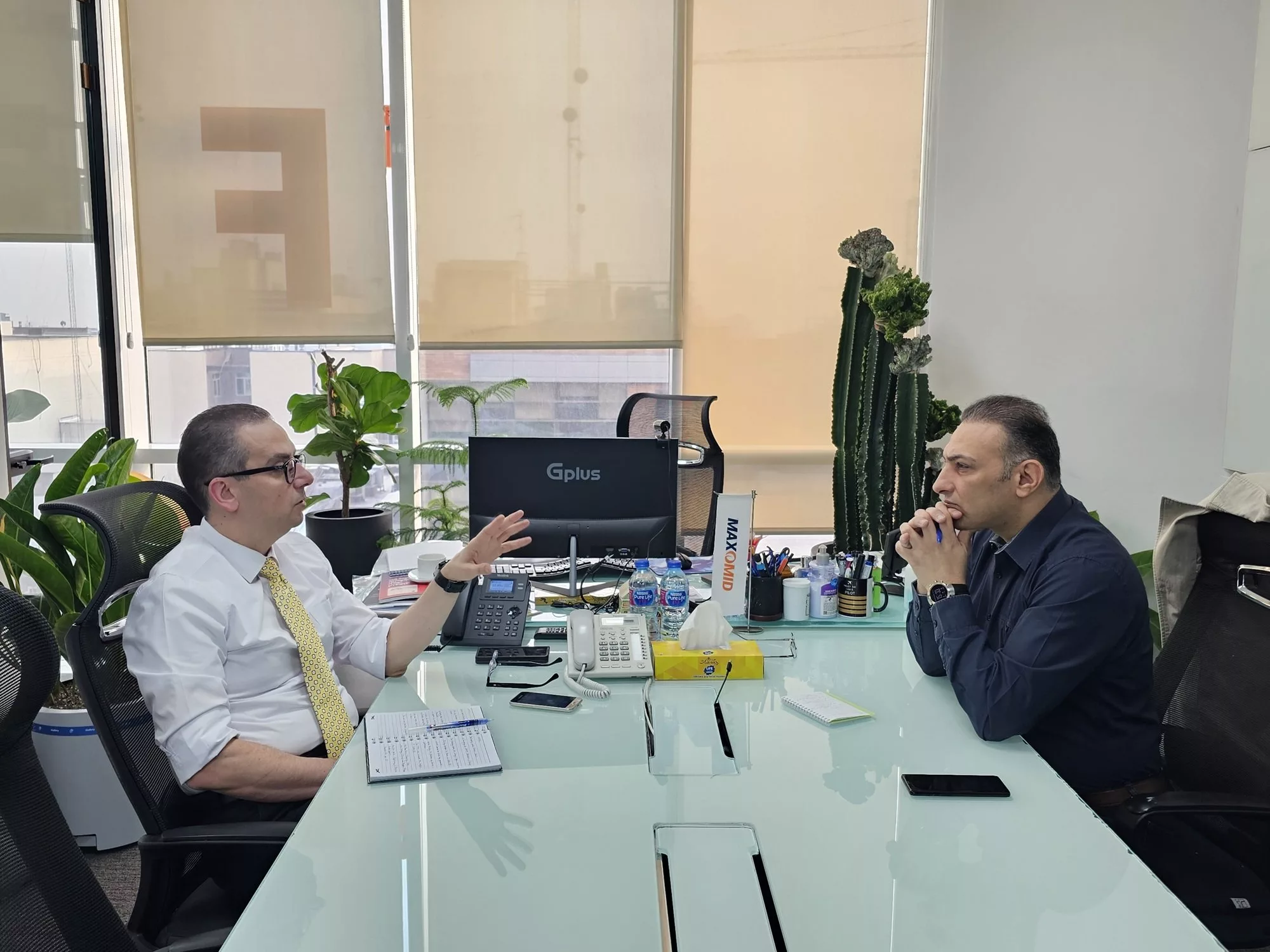 احمد نخجوانی، مدیرعامل مکس امید