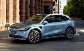 شارژ باتری خودروهای برقی