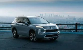 میتسوبیشی اوتلندر