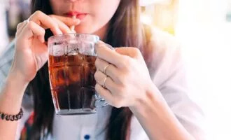 ارتباط مصرف نوشابه با سرطان دهان