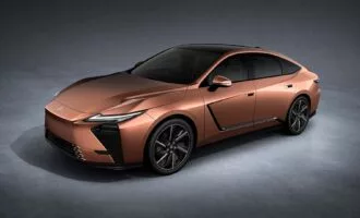 نسل جدید لکسوس ES