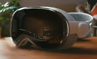 ویژن پرو سبکتر و ارزان