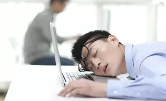 چرت‌زدن حین کار در ژاپن