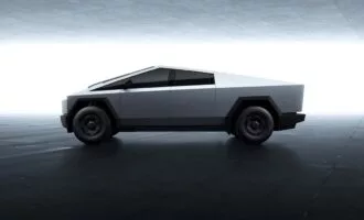 نسخه ارزان‌تر تسلا سایبرتراک