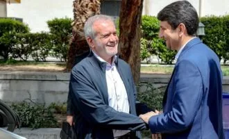 ستار هاشمی و مسعود پزشکیان