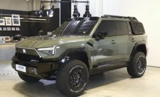 دانگ فنگ واریور M817