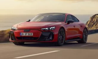 آئودی e-tron GT