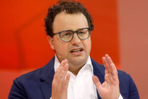آنتروپیک قابلیت Claude Cowork را به مرورگر گوگل کروم آورد [تماشا کنید]