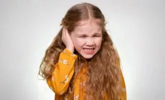 عفونت گوش میانی