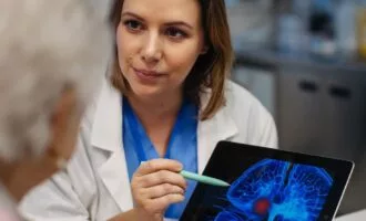 پیش‌بینی بیماری‌ها با هوش مصنوعی