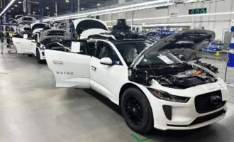 افزایش ظرفیت ناوگان روبوتاکسی ویمو تا سال 2026