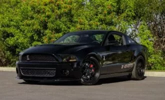 موستانگ ۱۰۰۰