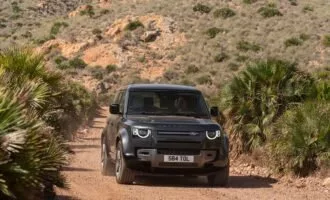 لندرور دیفندر برقی