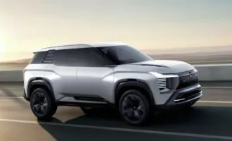 میتسوبیشی دستیناتور