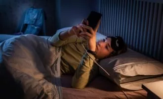 توصیه محققان برای خوابیدن پیش از 1 بامداد