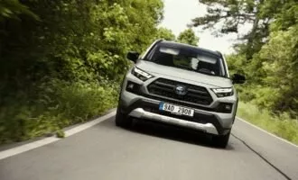 تویوتا راو ۴ تک‌ دیفرانسیل