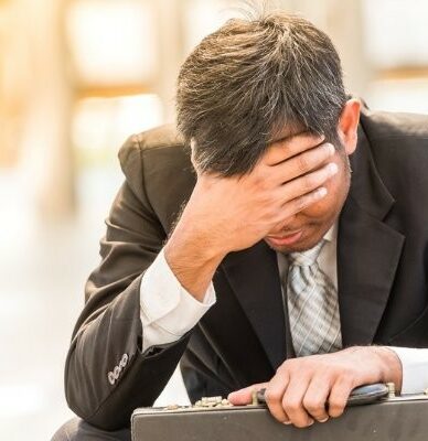 بررسی روند تعدیل نیرو در گفتگو با کارشناس سرمایه انسانی؛ قربانیان خاموش بحران‌